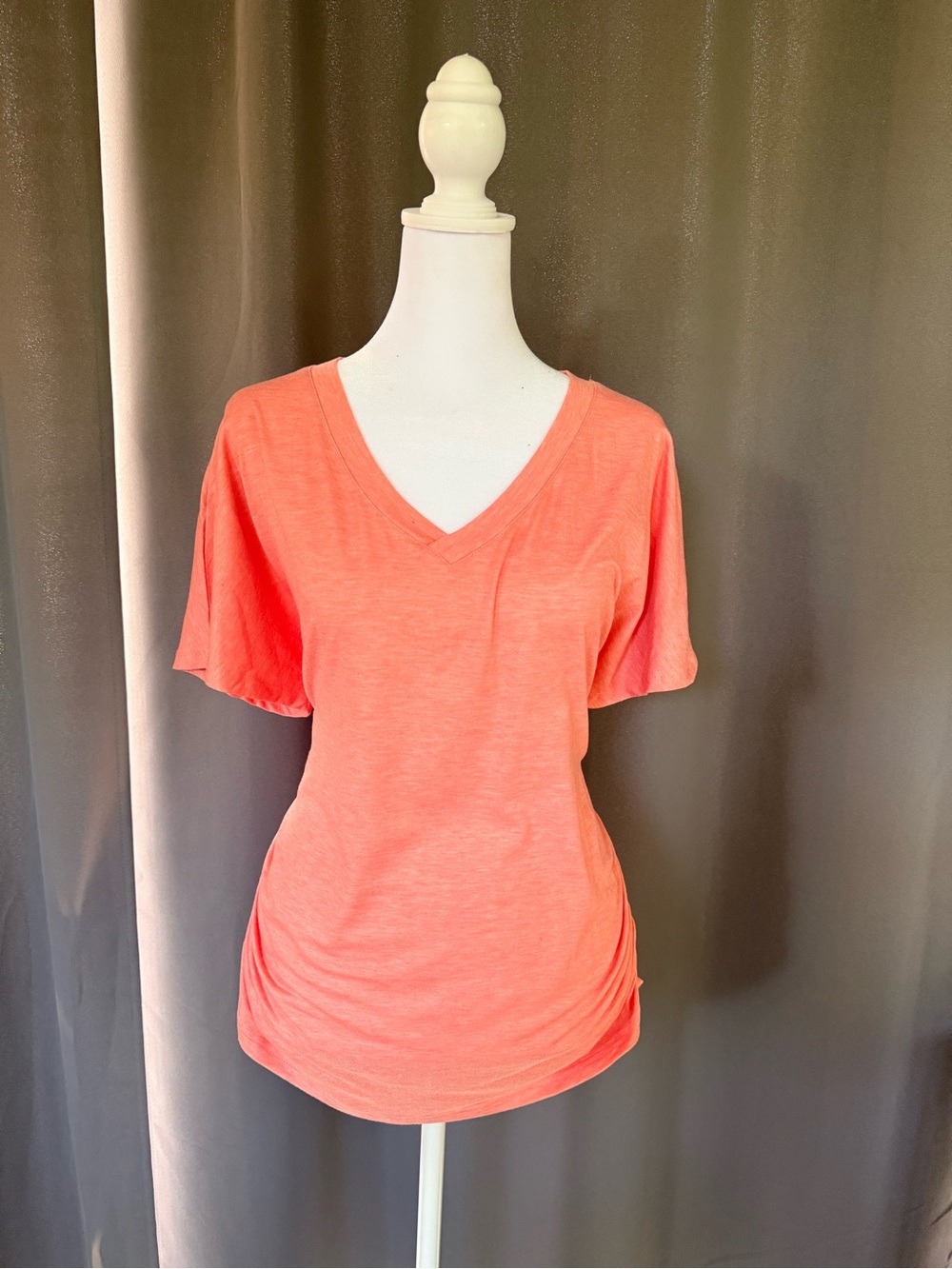 Women’s V-Neck Short Sleeve Tee in Coral with Side Ruching
